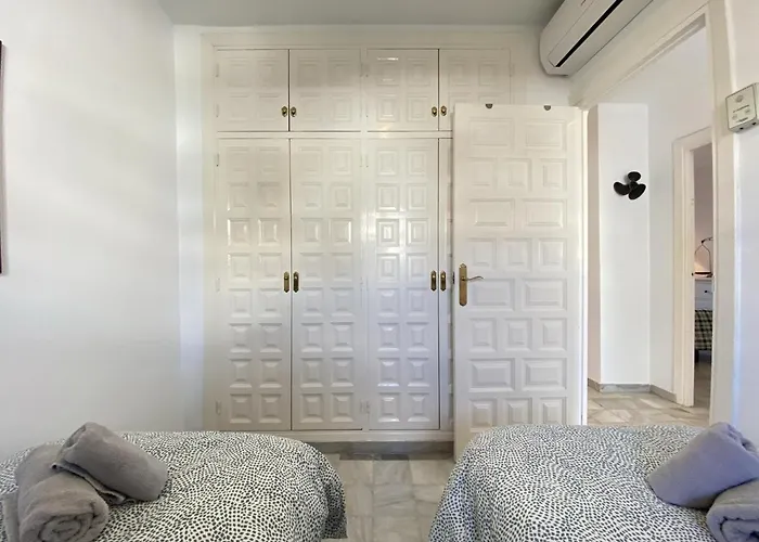 Verano Azul 32 Casasol * Nerja